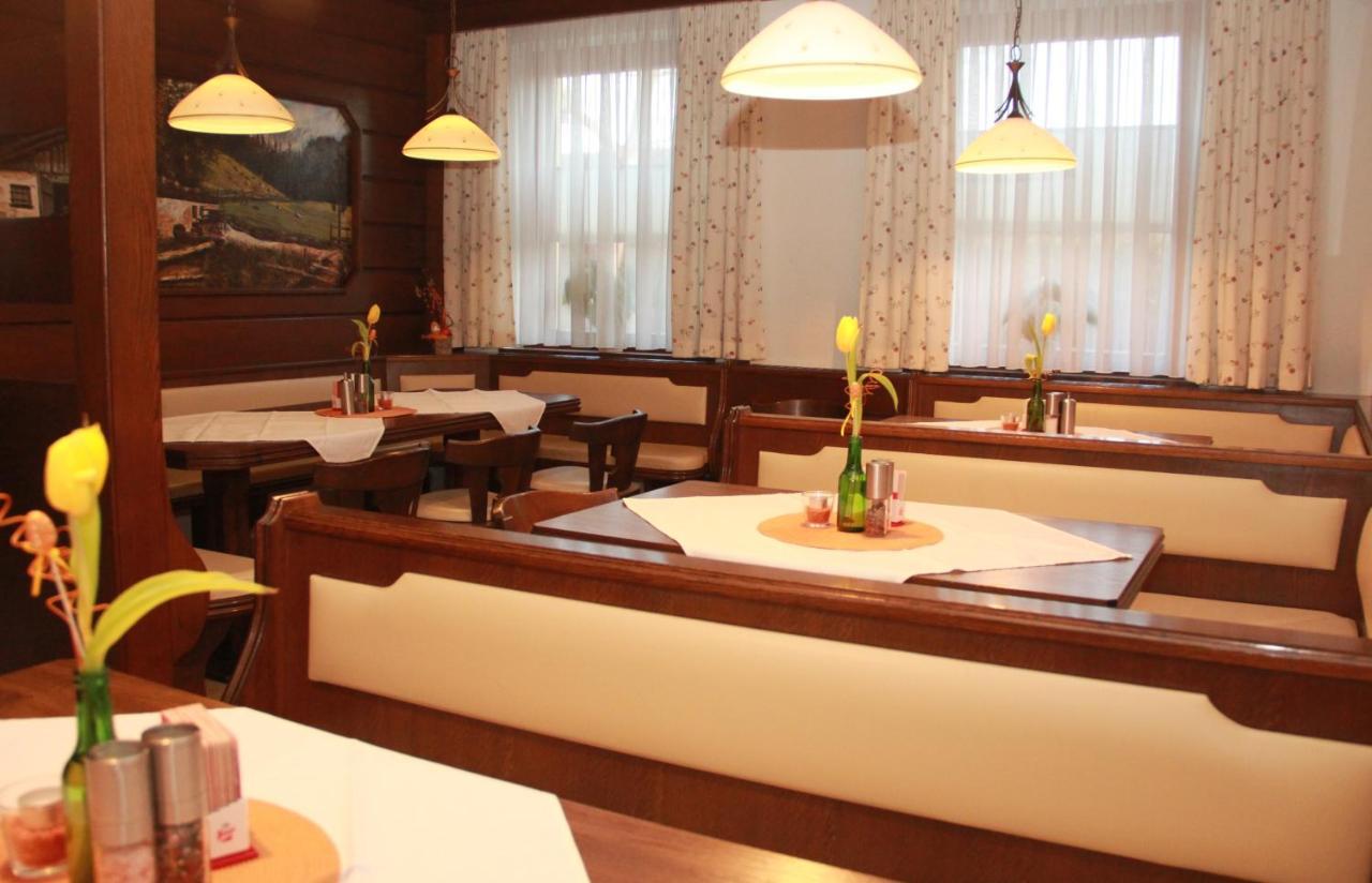 Gasthof Muehlendorfer Lanzenkirchen ภายนอก รูปภาพ